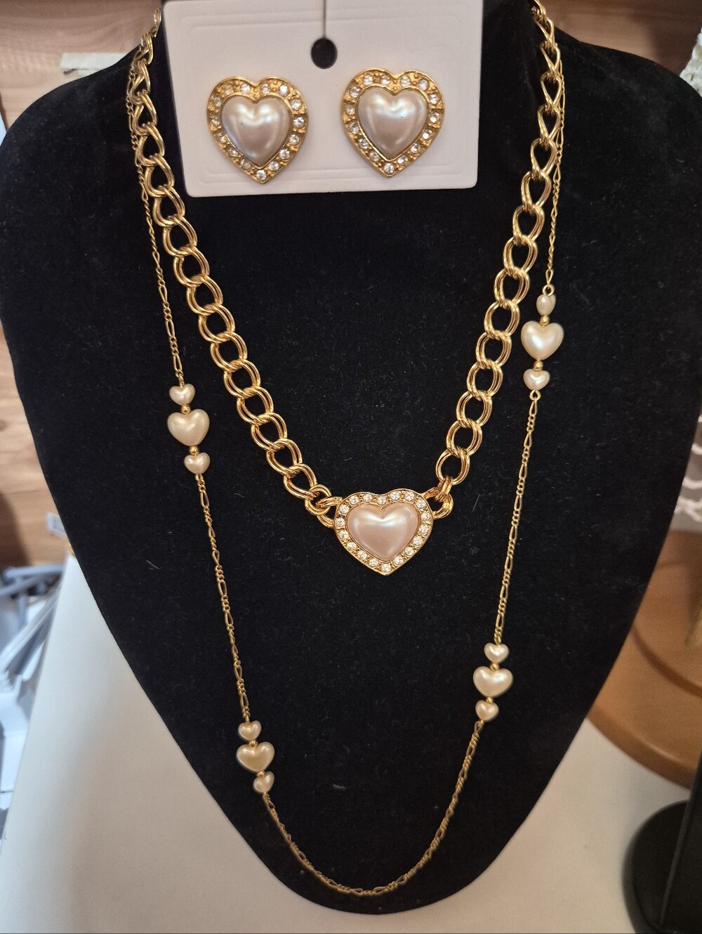 Vintage Avon 1995 Feminine Gold  Pearl Heart Necklace and Earring Set